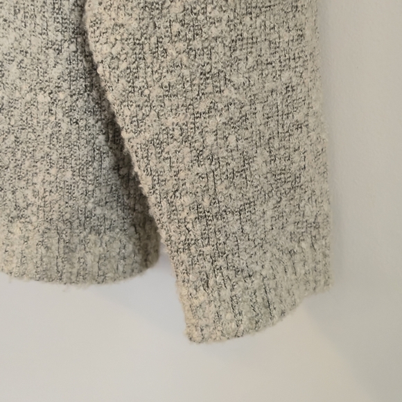 Penmans Vintage Gray Marled Boucle Knit Mock Neck Asymmetrical Sweater Medium - Picture 8 of 14